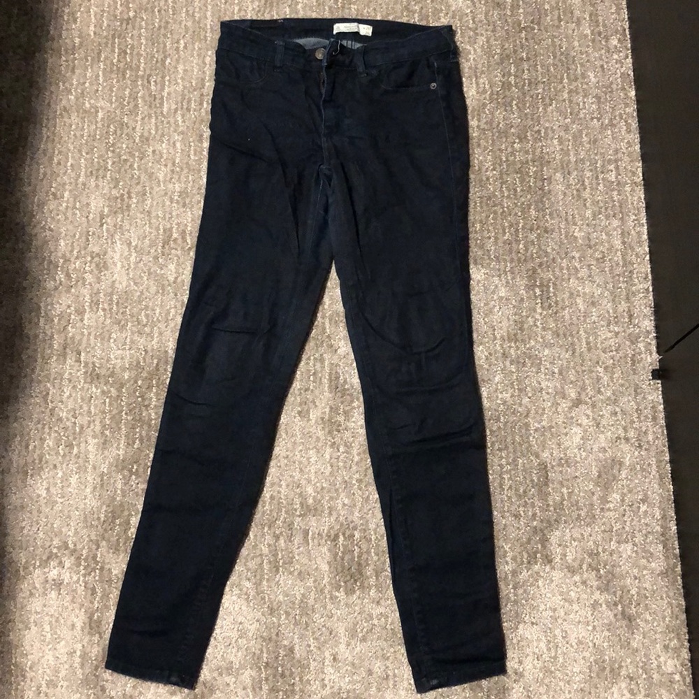 Dark wash jeggings